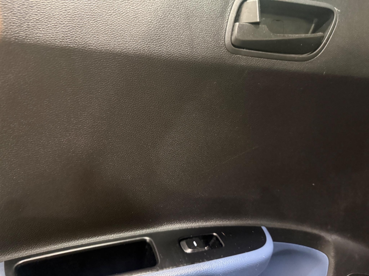 Used Hyundai i10 2016 for sale - 77291732: Photo 30