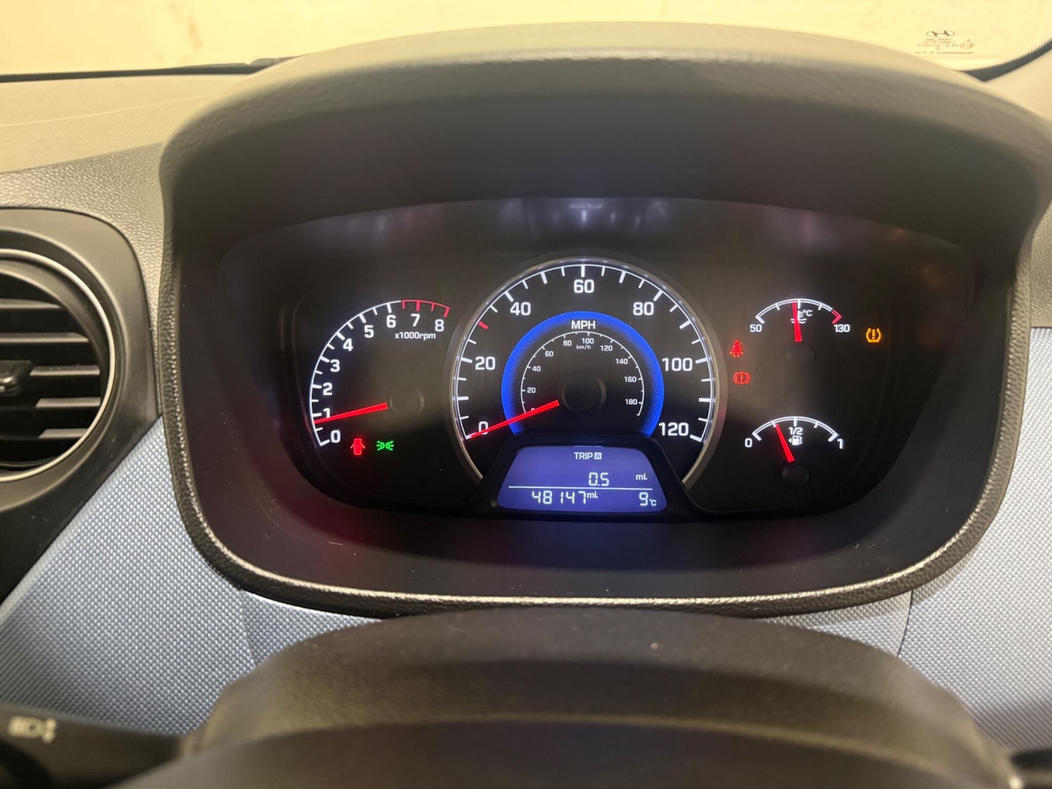 Used Hyundai i10 2016 for sale - 77291732: Photo 32