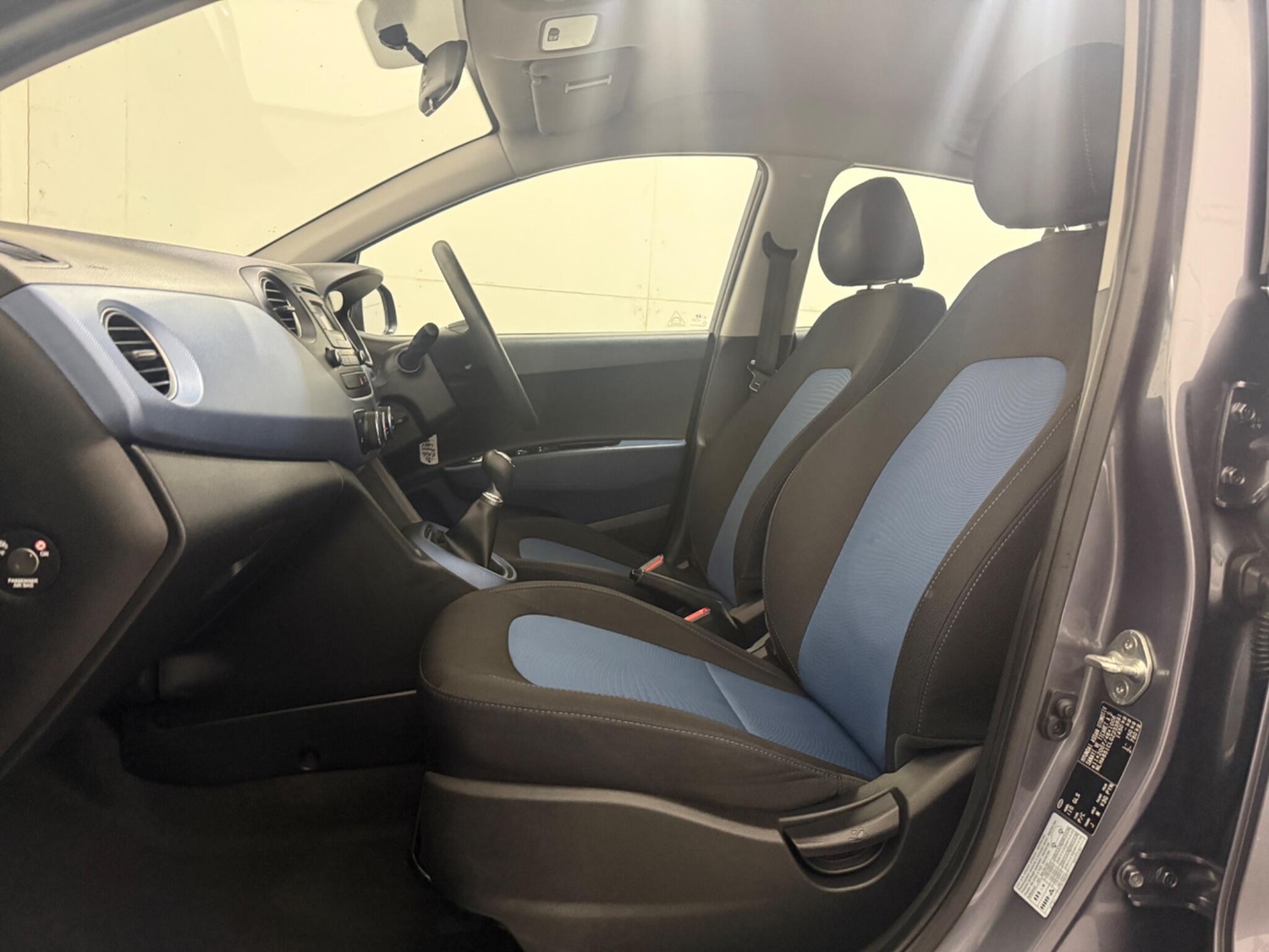 Used Hyundai i10 2016 for sale - 77291732: Photo 35