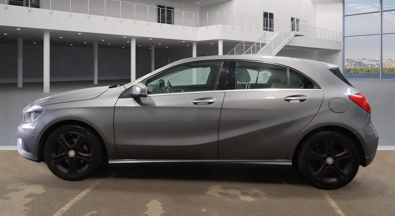 Used Mercedes-Benz A-Class 2015 for sale - 76398897: Photo 4