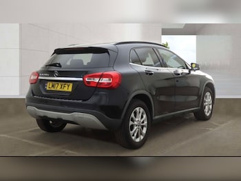 Used Mercedes-Benz GLA 2017 for sale - 78833317: Photo