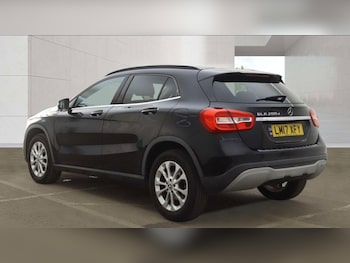 Used Mercedes-Benz GLA 2017 for sale - 78833317: Photo