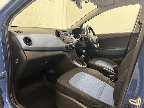 Used Hyundai i10 2015 for sale - 76123037: Photo 15