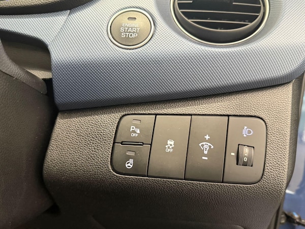 Used Hyundai i10 2015 for sale - 76123037: Photo 25