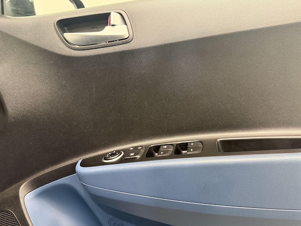 Used Hyundai i10 2015 for sale - 76123037: Photo 31