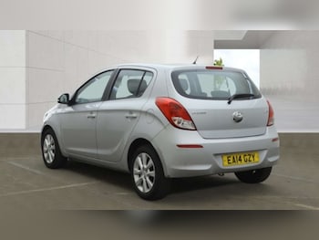 Used Hyundai i20 2014 for sale - 79087558: Photo