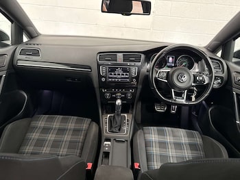 Used Volkswagen Golf 2016 for sale - 79515563: Photo