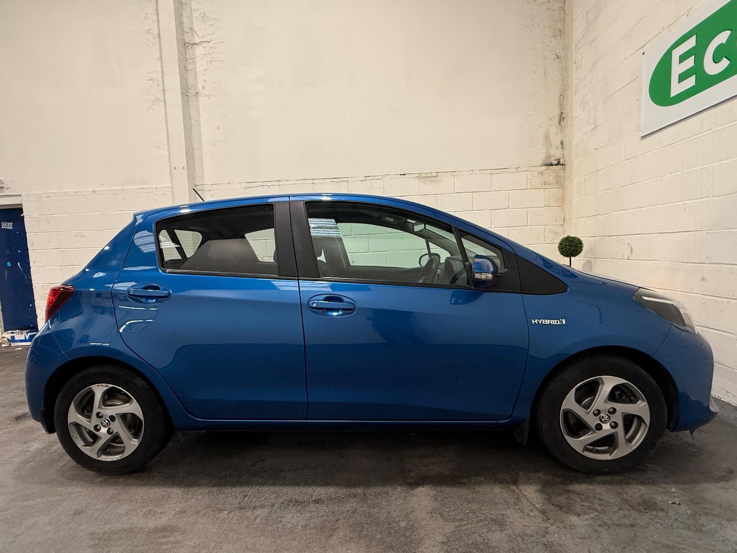 Used Toyota Yaris 2015 for sale - 76913703: Photo 14