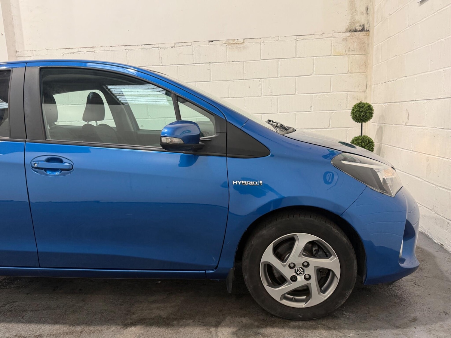 Used Toyota Yaris 2015 for sale - 76913703: Photo 15