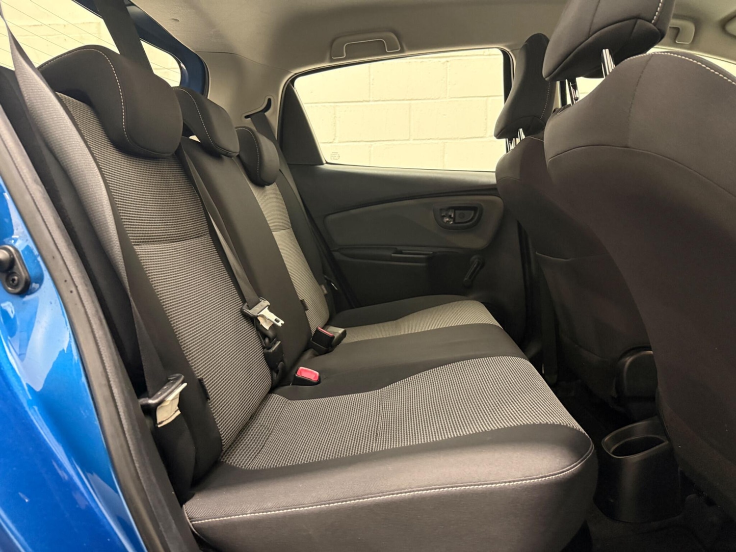 Used Toyota Yaris 2015 for sale - 76913703: Photo 22