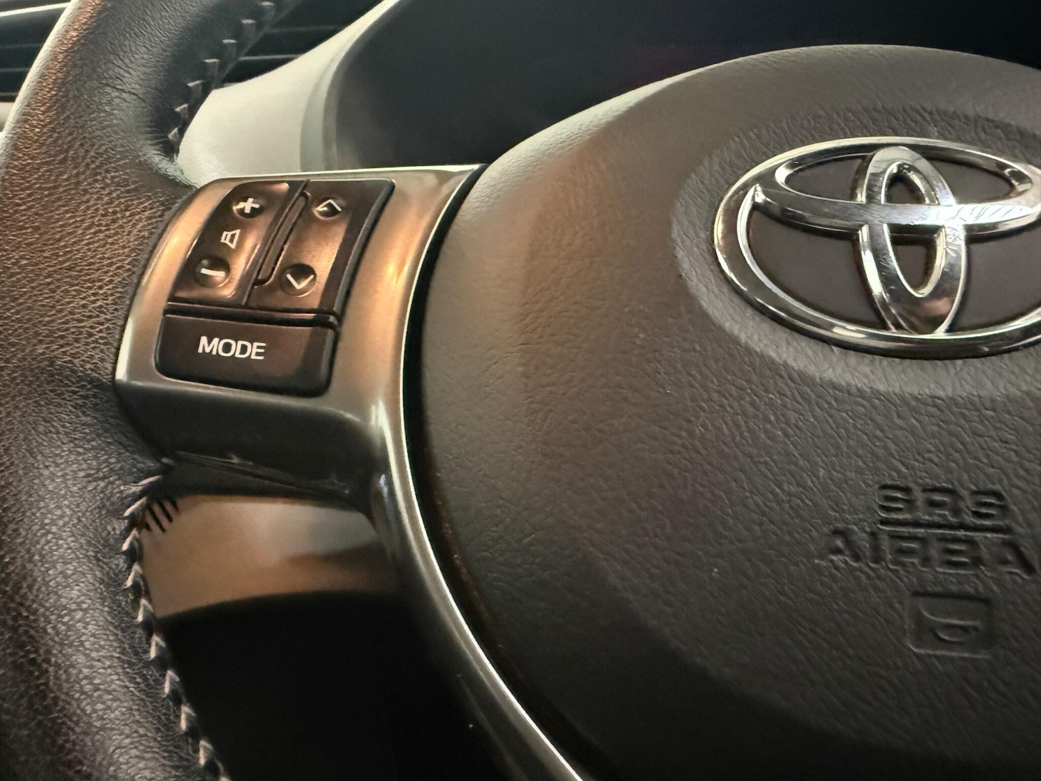 Used Toyota Yaris 2015 for sale - 76913703: Photo 35