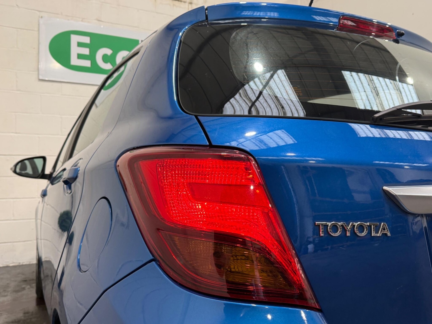 Used Toyota Yaris 2015 for sale - 76913703: Photo 41