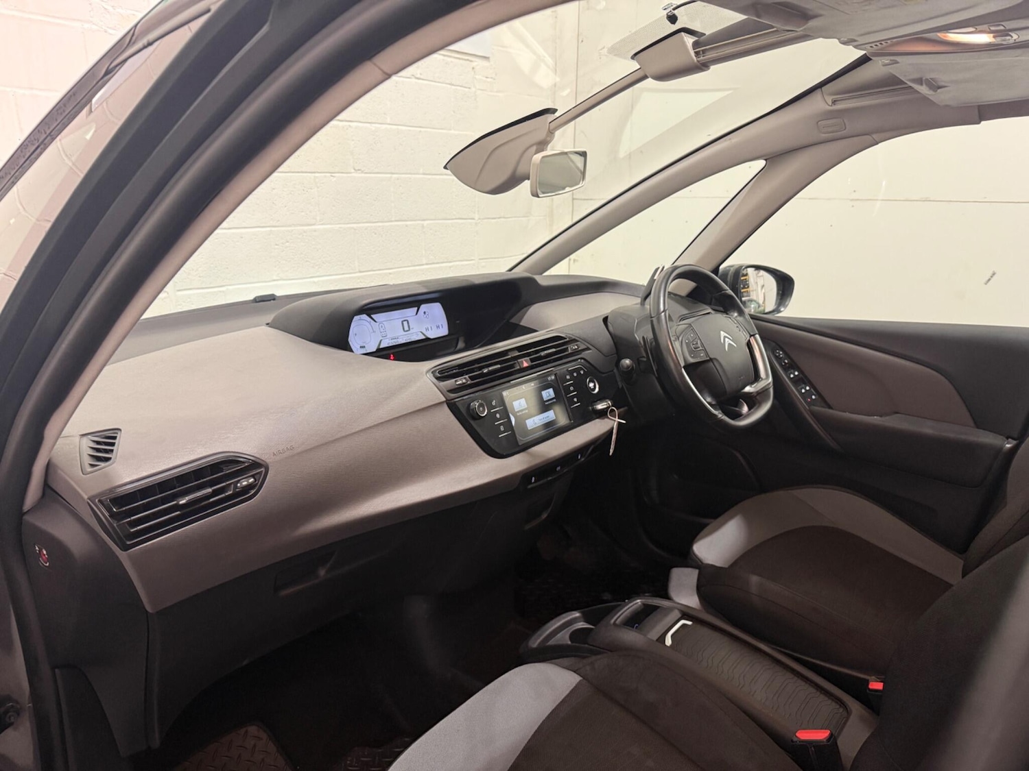 Used Citroen C4 Grand Picasso 2015 for sale - 77304980: Photo 17