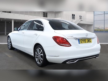 Used Mercedes-Benz C Class 2015 for sale - 76743177: Photo