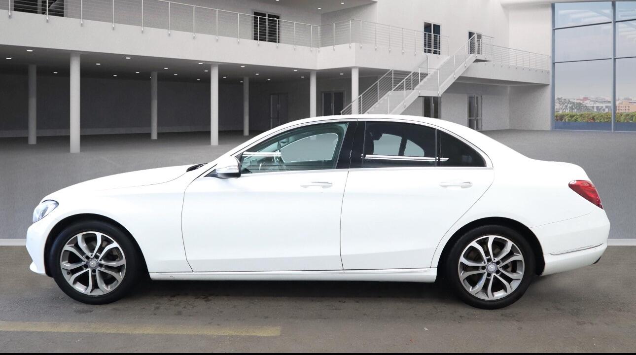 Used Mercedes-Benz C Class 2015 for sale - 76743177: Photo 4