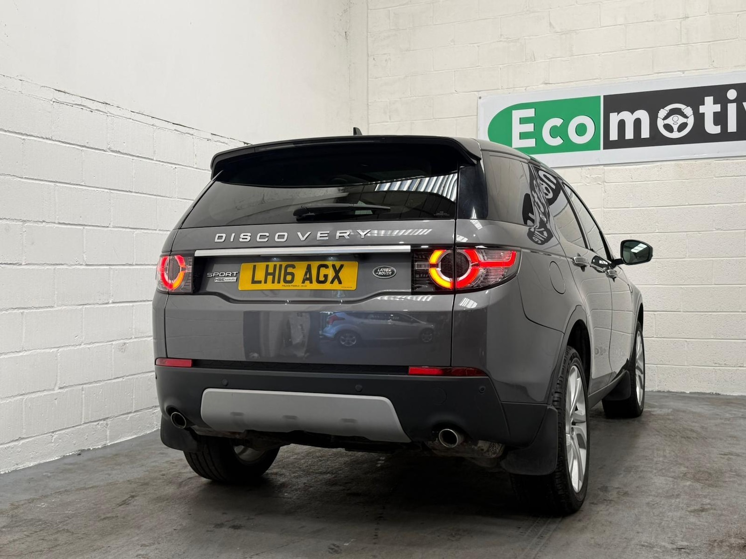 Used Land Rover Discovery Sport 2016 for sale - 76989733: Photo 14