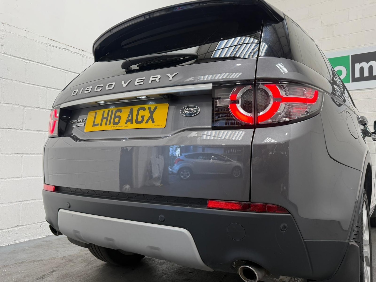 Used Land Rover Discovery Sport 2016 for sale - 76989733: Photo 16