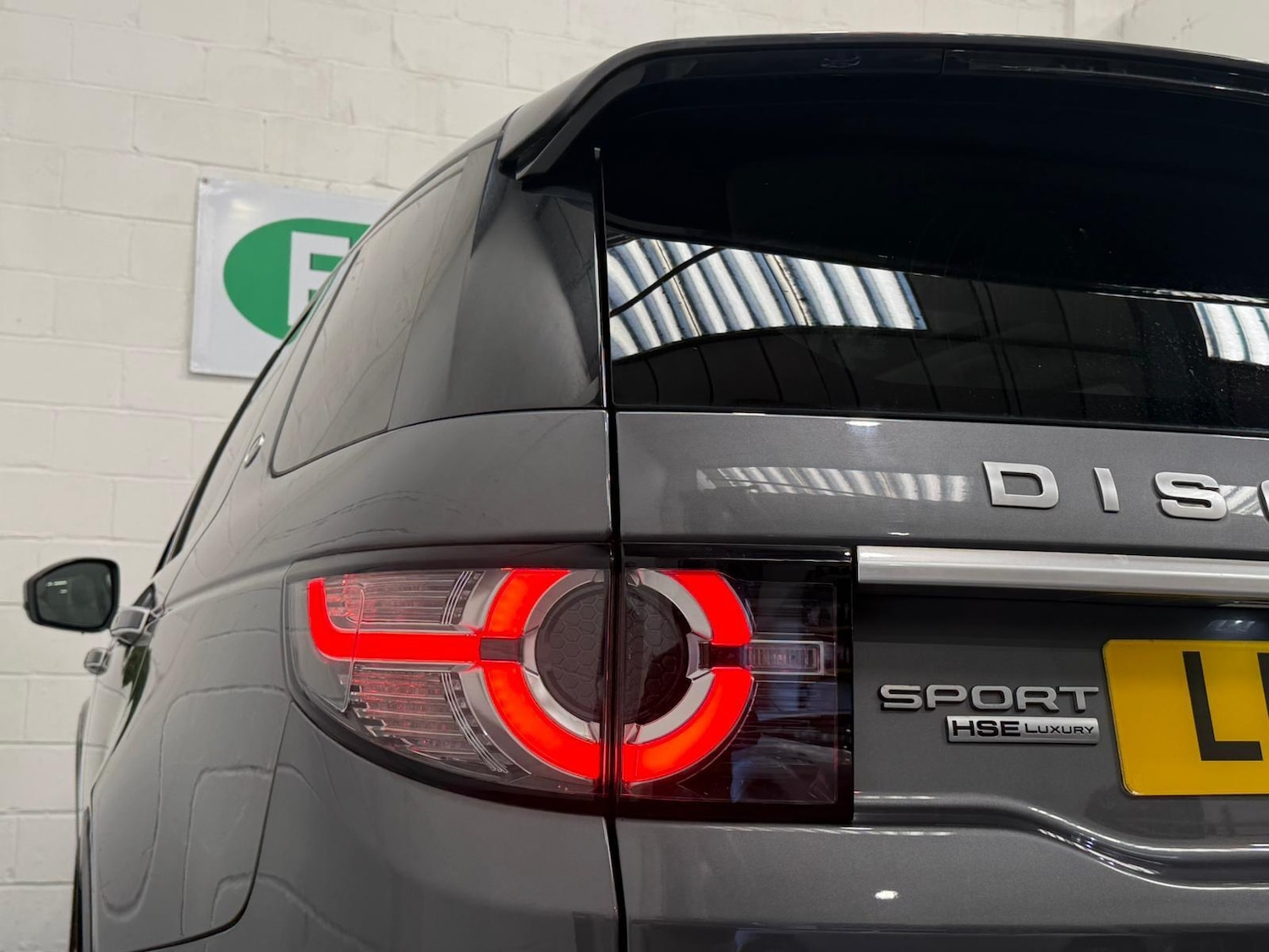 Used Land Rover Discovery Sport 2016 for sale - 76989733: Photo 18