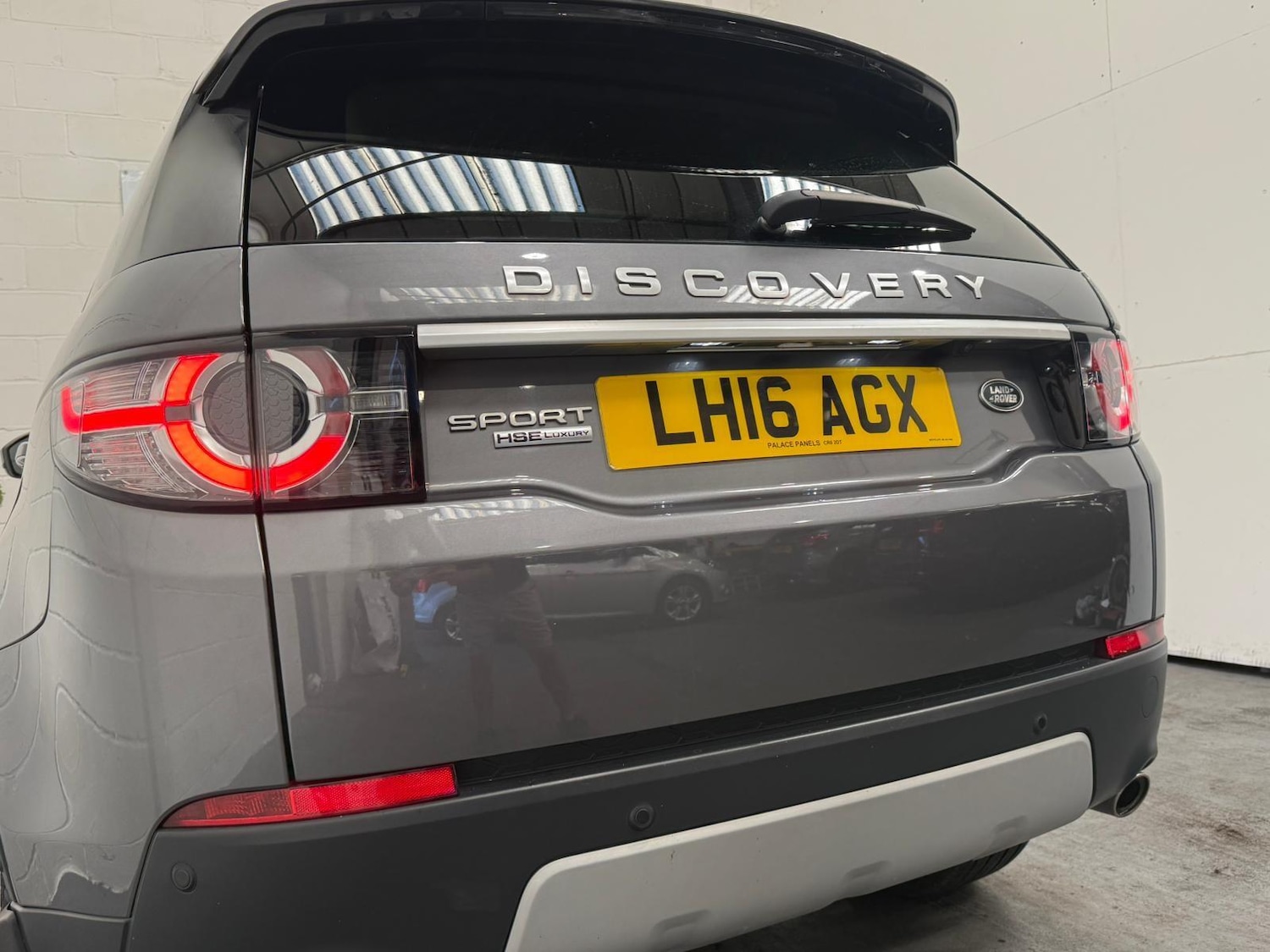 Used Land Rover Discovery Sport 2016 for sale - 76989733: Photo 21