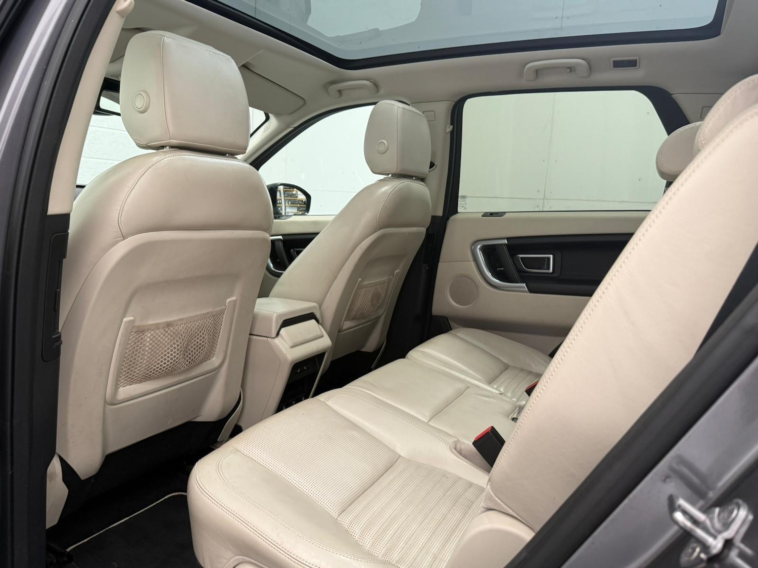 Used Land Rover Discovery Sport 2016 for sale - 76989733: Photo 37