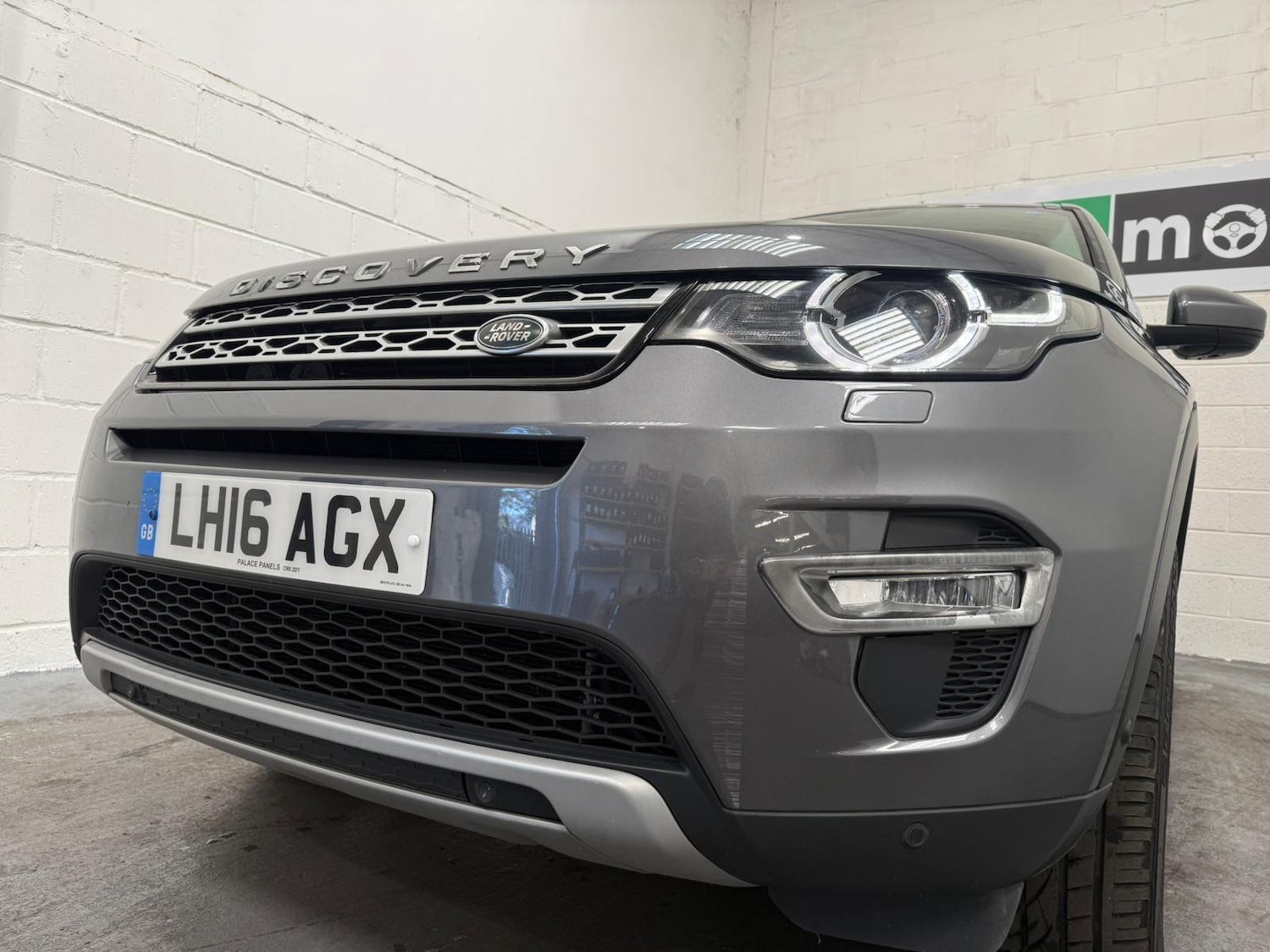 Used Land Rover Discovery Sport 2016 for sale - 76989733: Photo 6