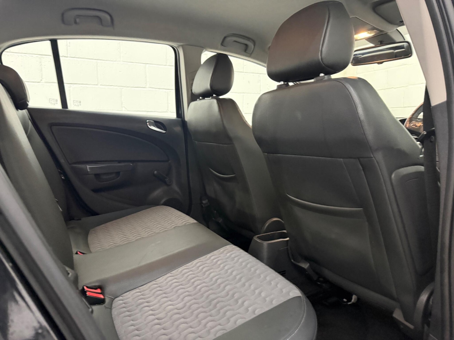 Used Vauxhall Corsa 2011 for sale - 76994428: Photo 19