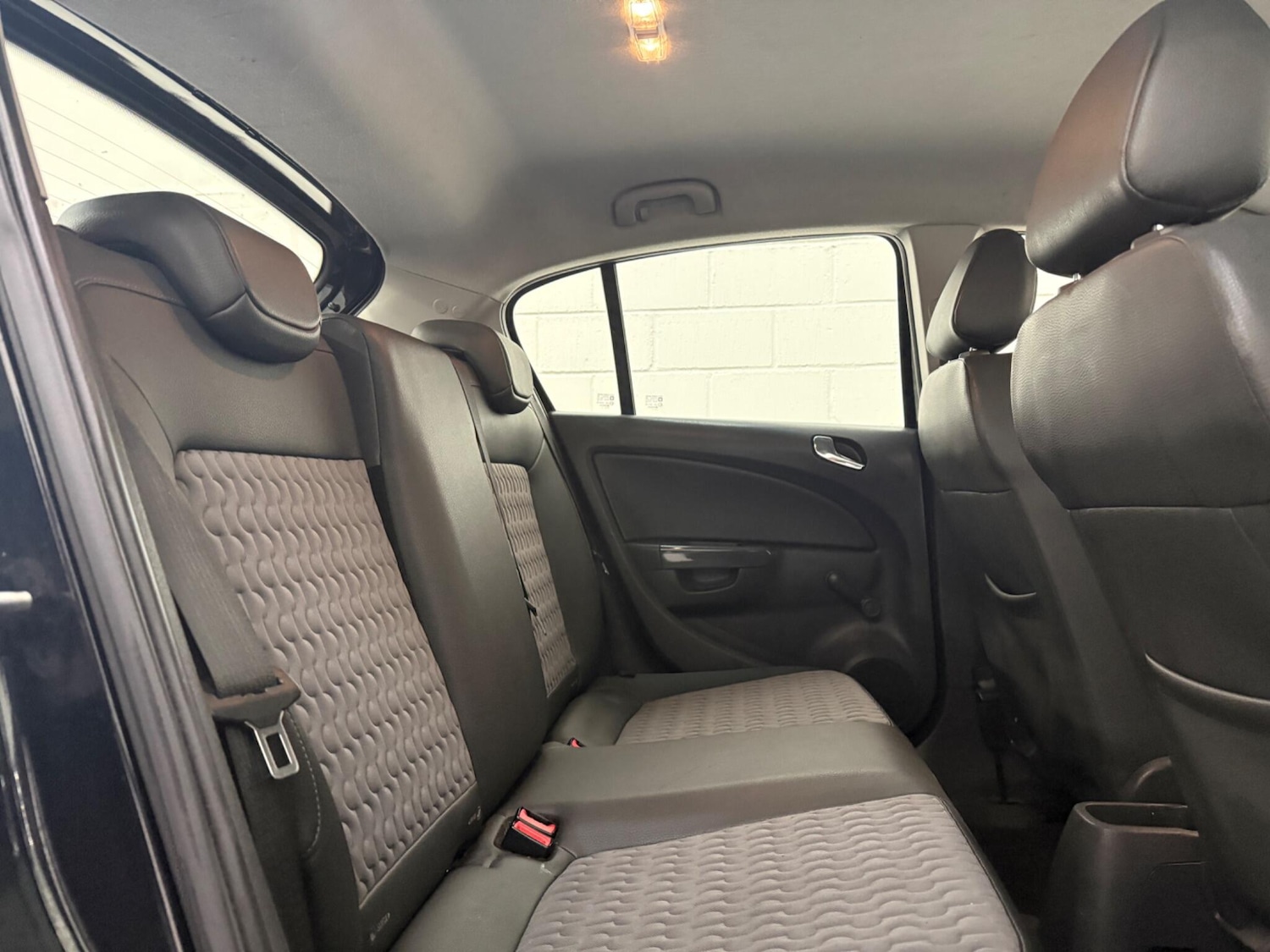 Used Vauxhall Corsa 2011 for sale - 76994428: Photo 21