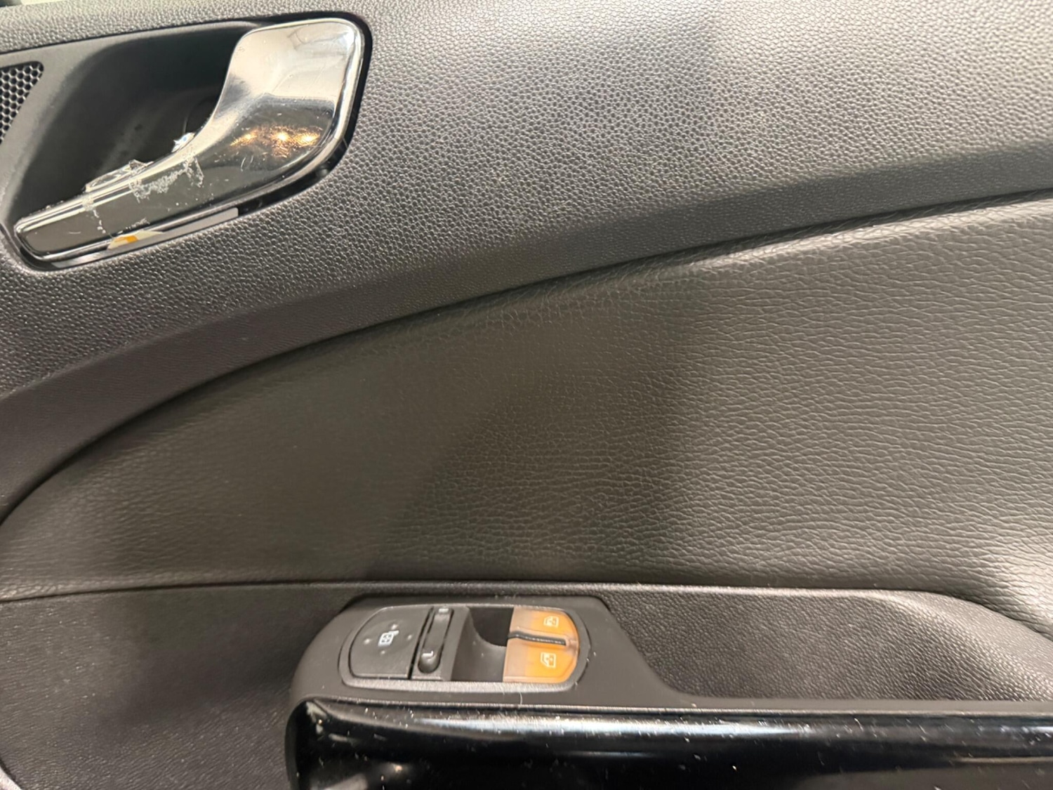 Used Vauxhall Corsa 2011 for sale - 76994428: Photo 26