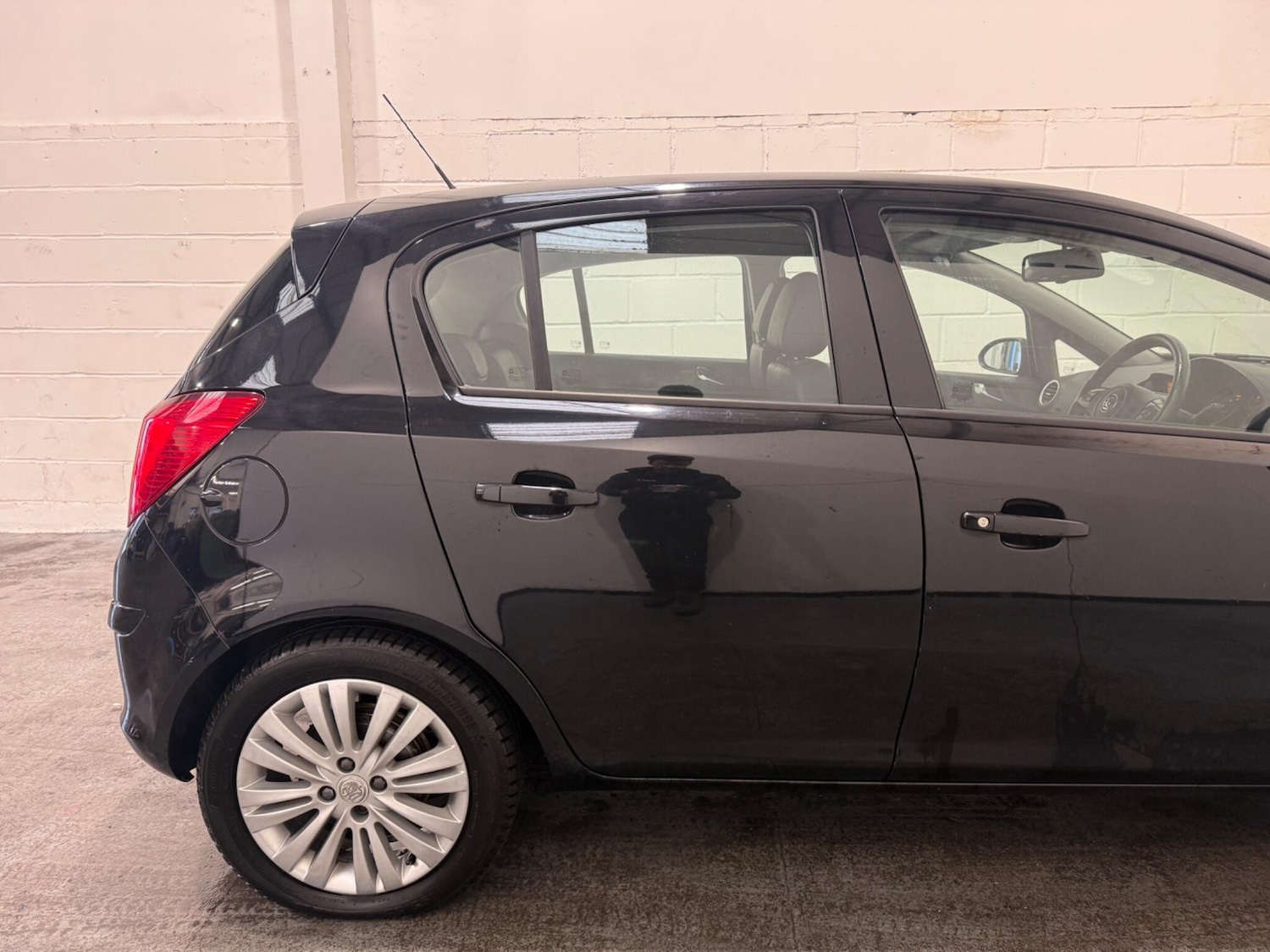 Used Vauxhall Corsa 2011 for sale - 76994428: Photo 46