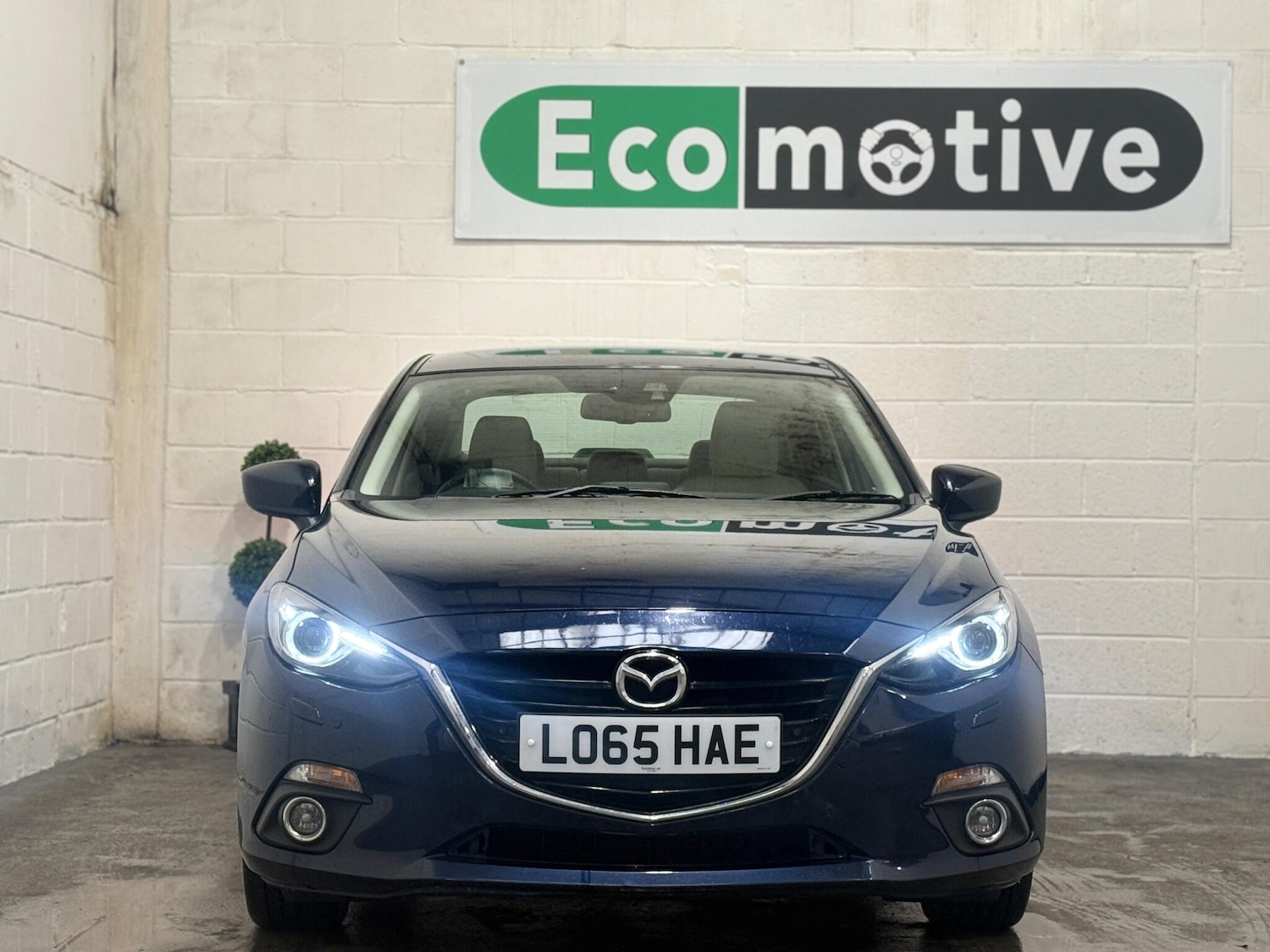 Used Mazda Mazda3 2016 for sale - 77510331: Photo 2