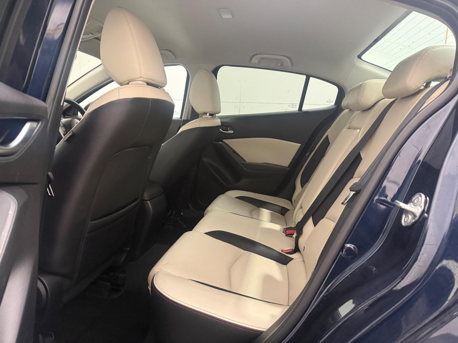 Used Mazda Mazda3 2016 for sale - 77510331: Photo 25