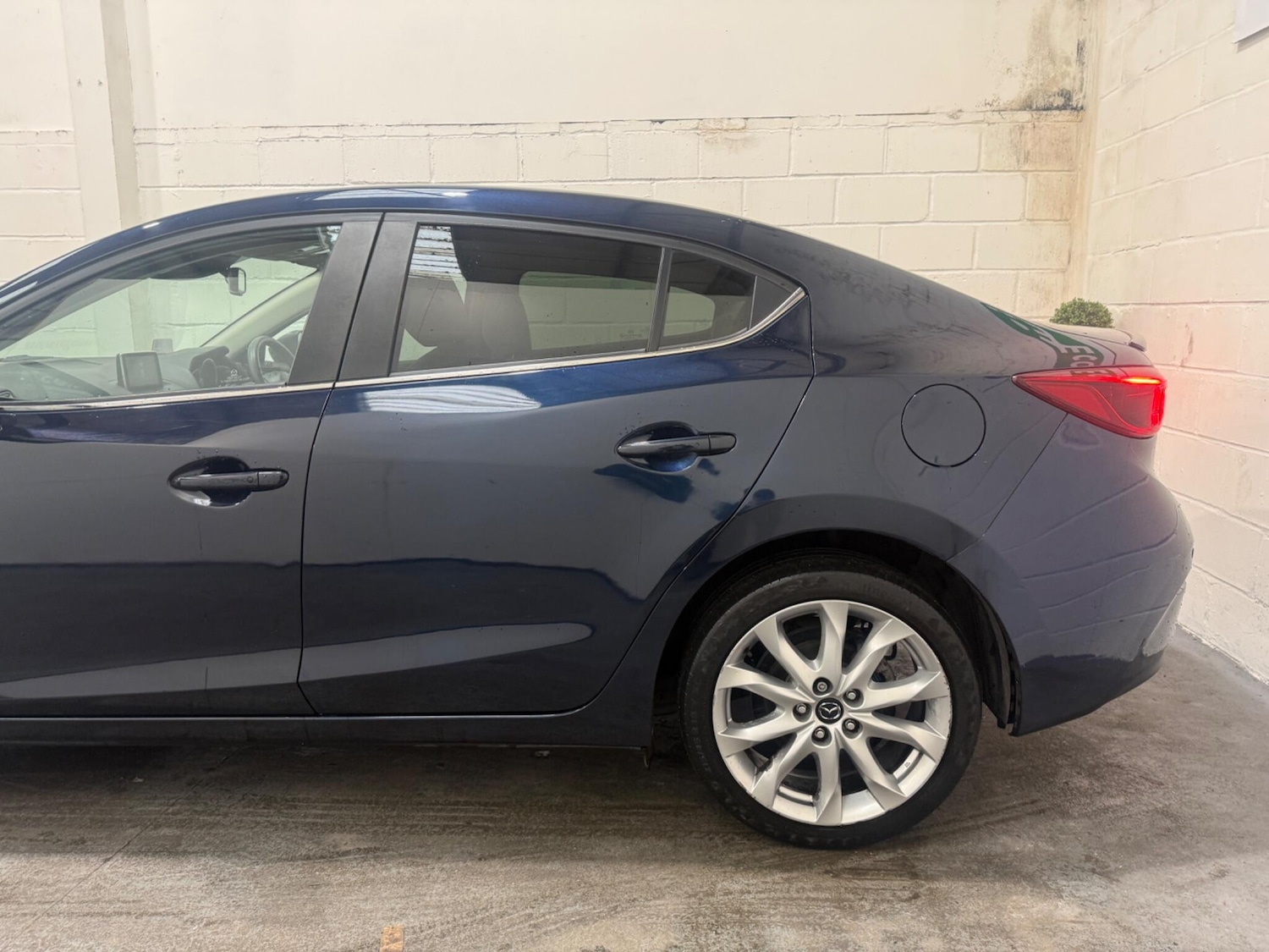 Used Mazda Mazda3 2016 for sale - 77510331: Photo 6