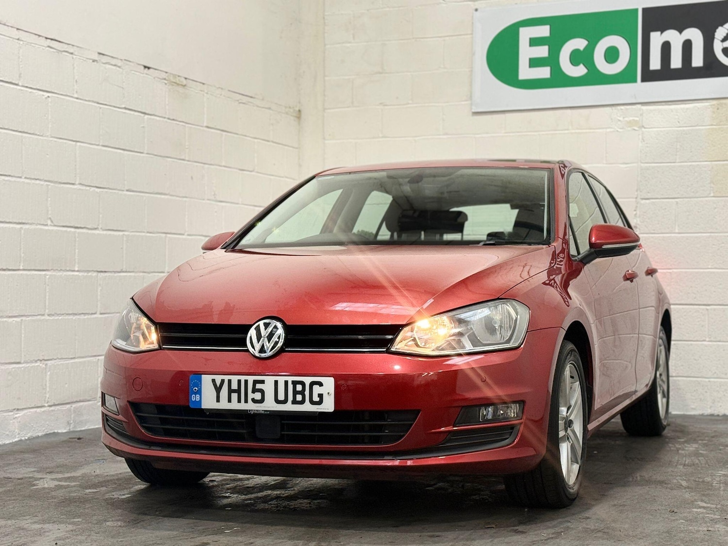 Used Volkswagen Golf 2015 for sale - 76013530: Photo 2