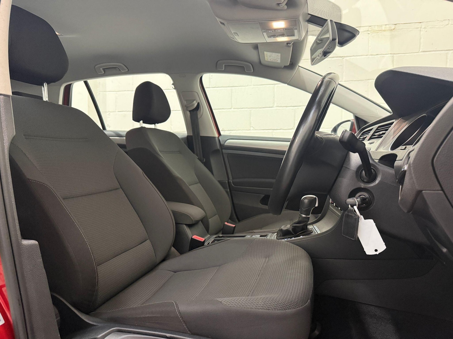 Used Volkswagen Golf 2015 for sale - 76013530: Photo 24