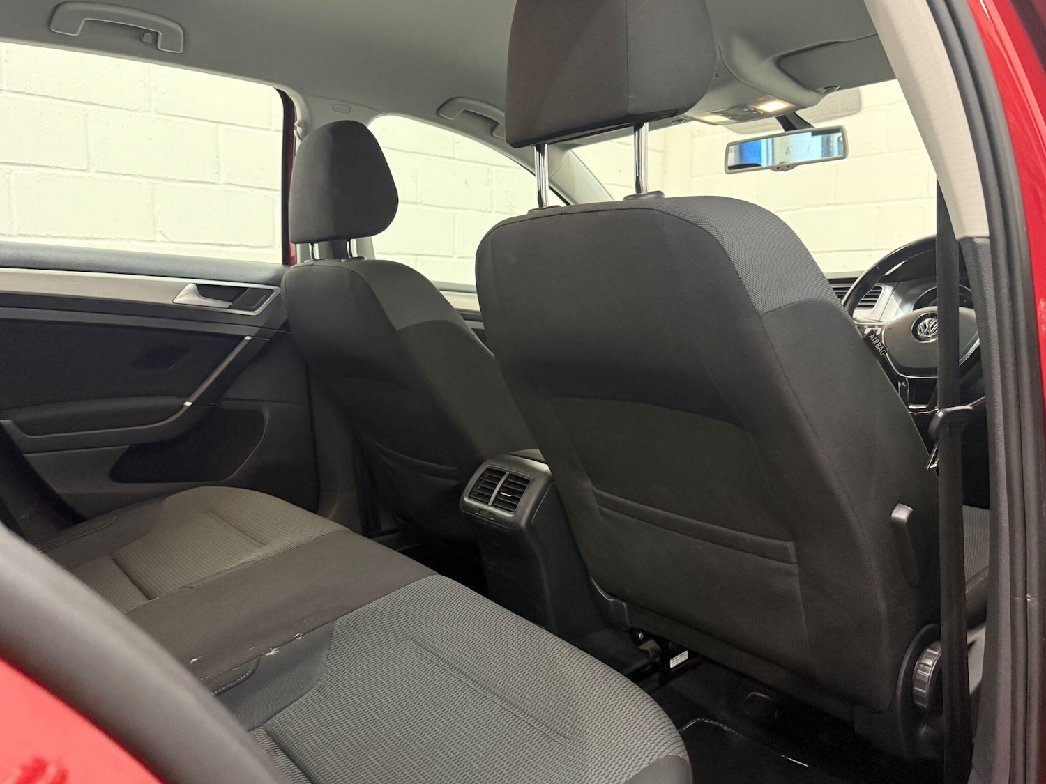 Used Volkswagen Golf 2015 for sale - 76013530: Photo 29