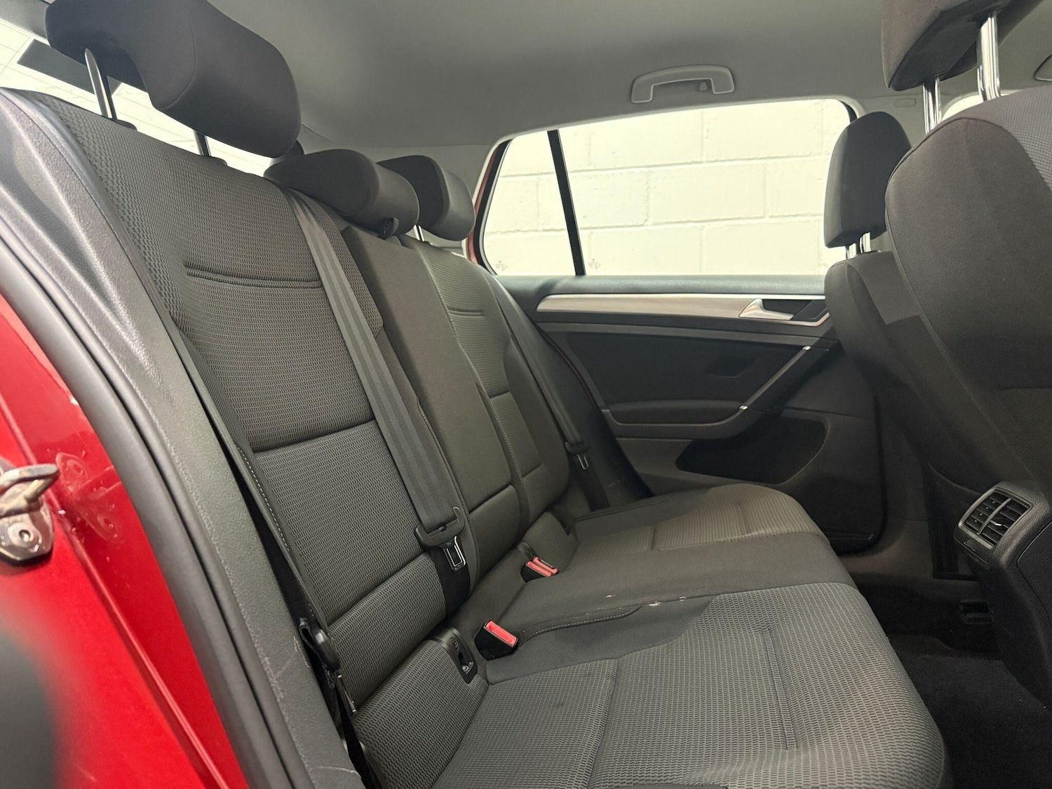 Used Volkswagen Golf 2015 for sale - 76013530: Photo 34