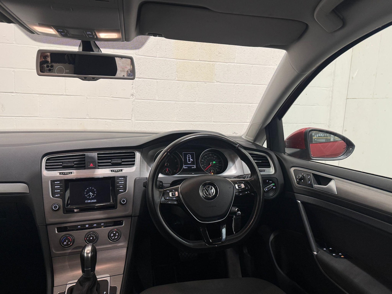 Used Volkswagen Golf 2015 for sale - 76013530: Photo 36