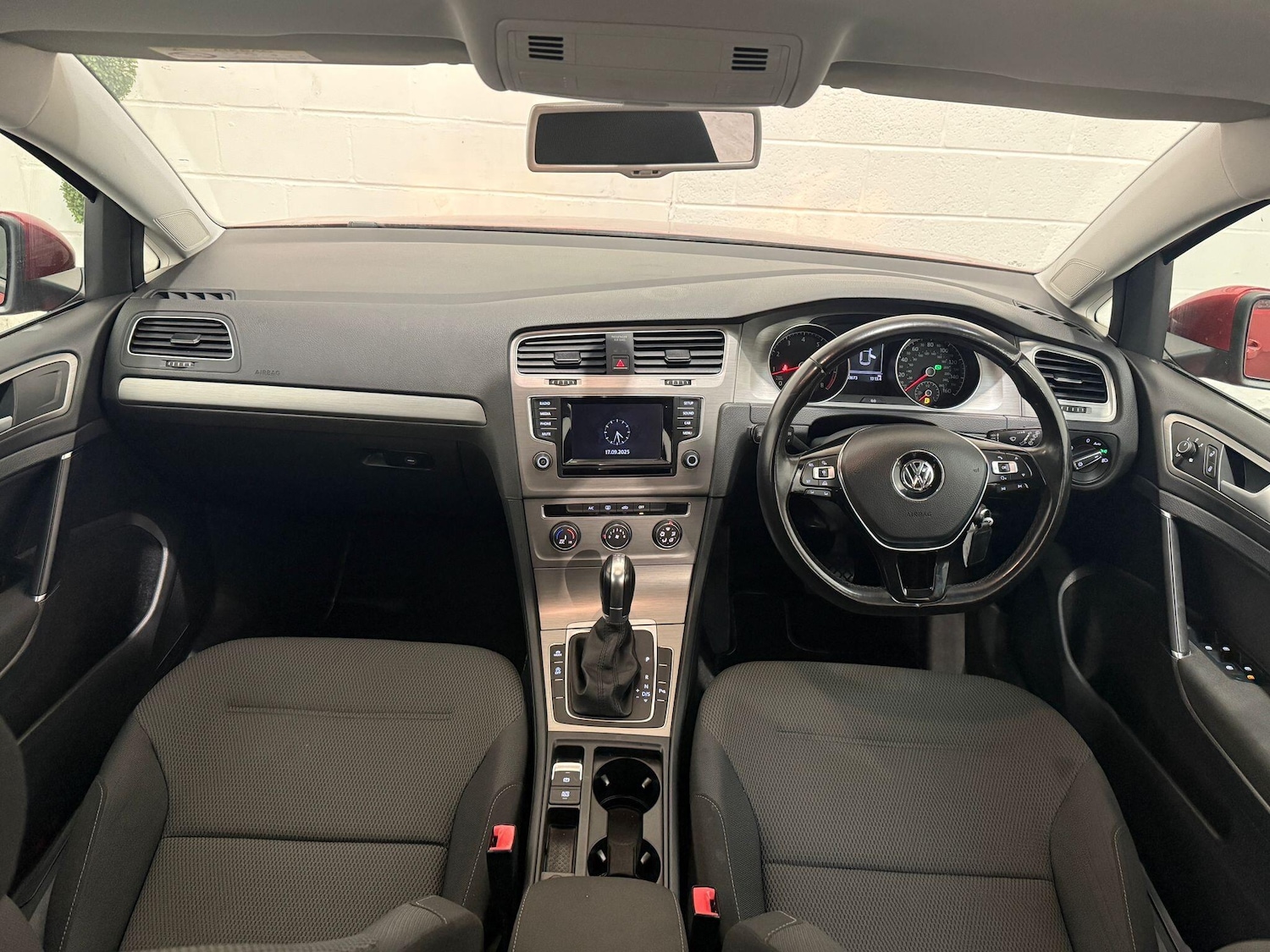 Used Volkswagen Golf 2015 for sale - 76013530: Photo 37