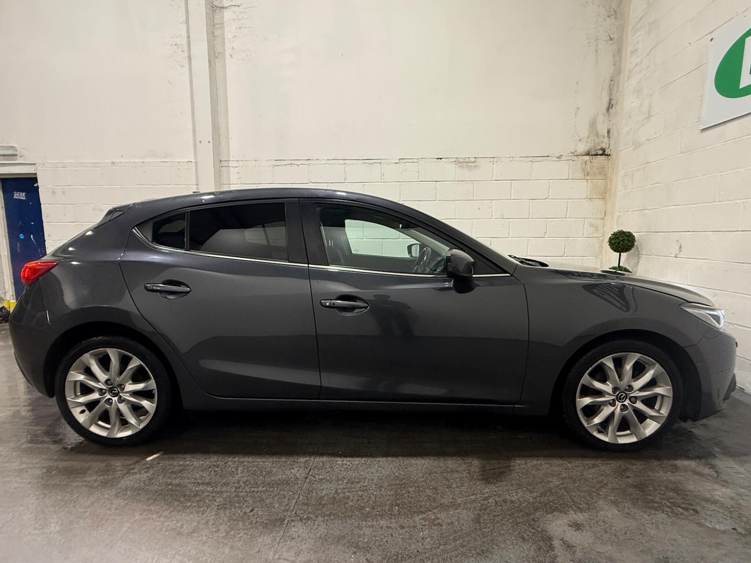 Used Mazda Mazda3 for sale - 77598136: Photo 10