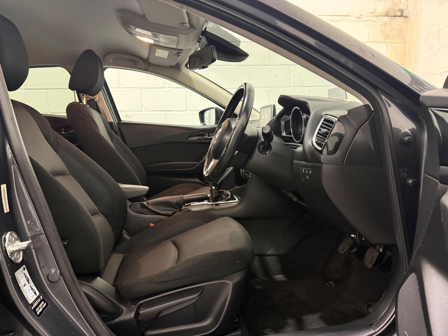 Used Mazda Mazda3 for sale - 77598136: Photo 16