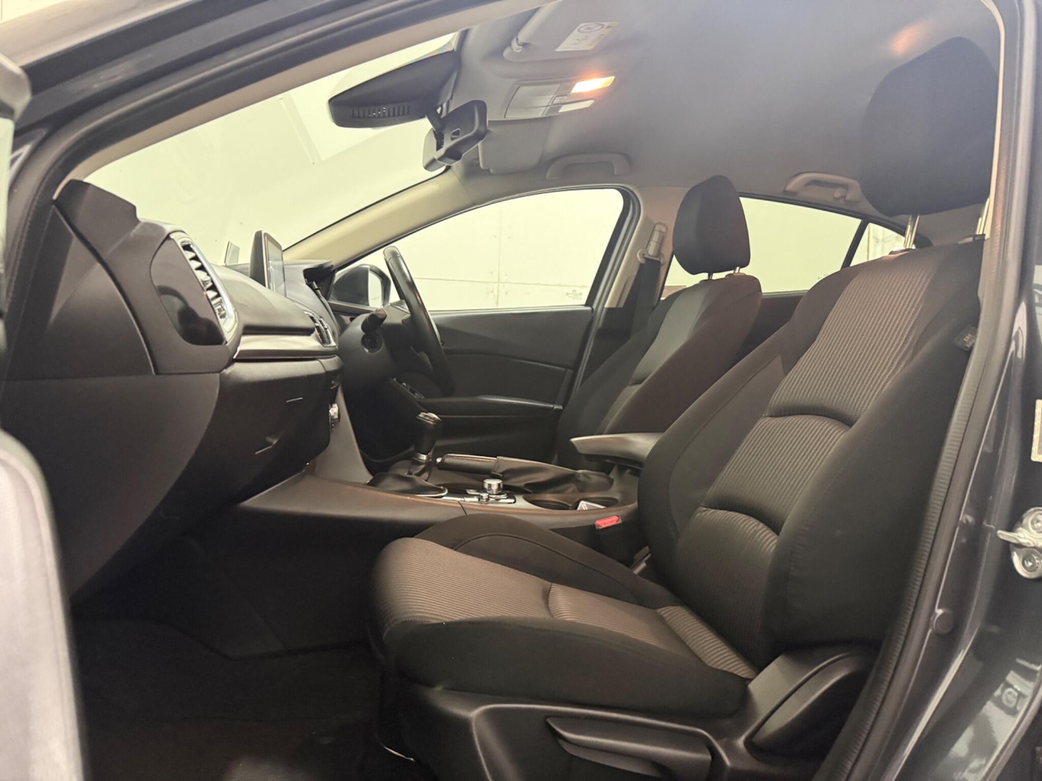 Used Mazda Mazda3 for sale - 77598136: Photo 33