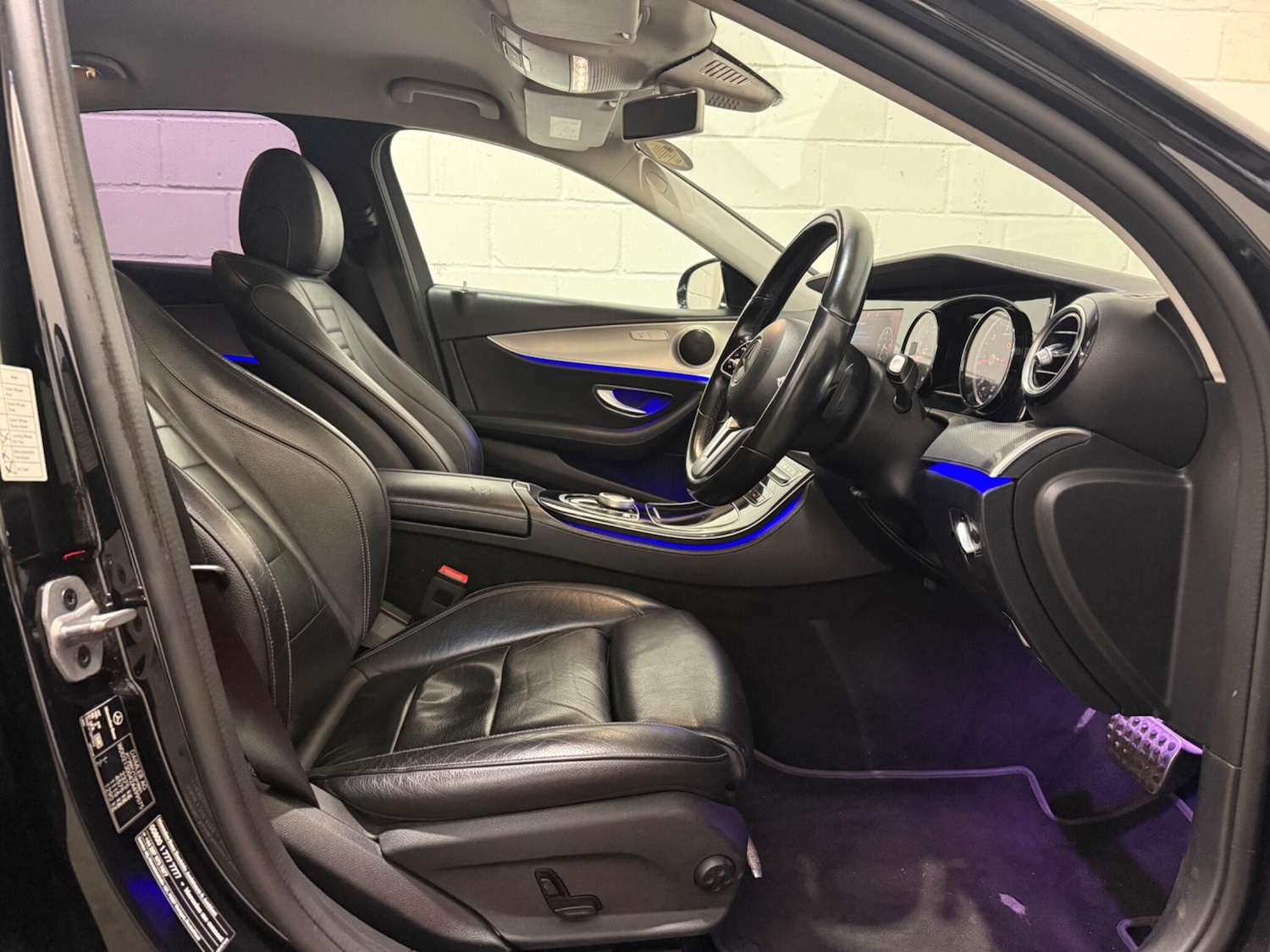 Used Mercedes-Benz E Class for sale - 77020838: Photo 16