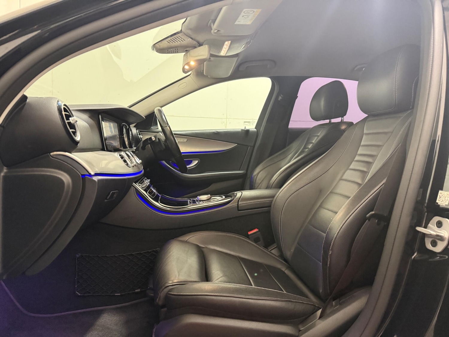 Used Mercedes-Benz E Class for sale - 77020838: Photo 32