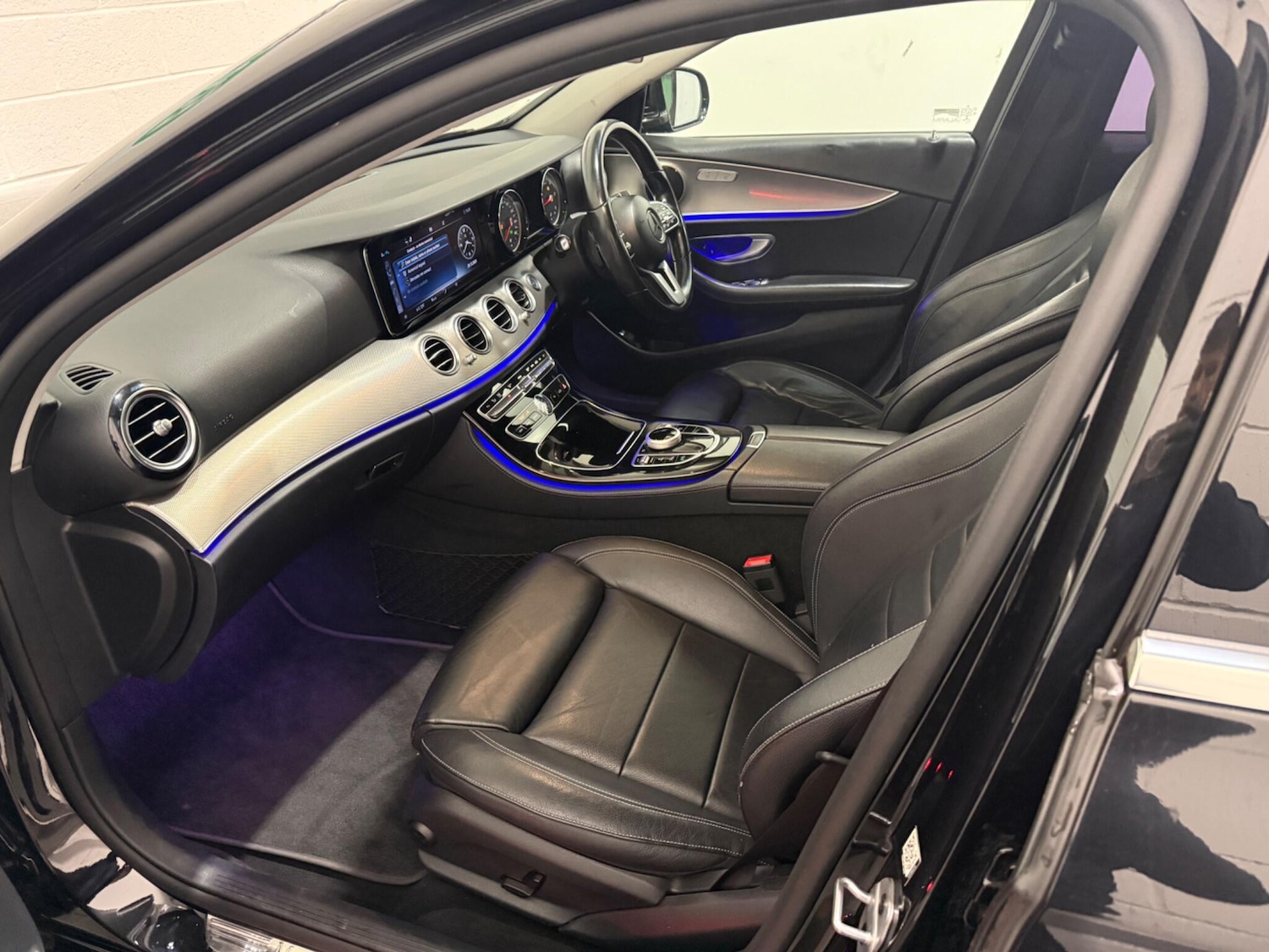 Used Mercedes-Benz E Class for sale - 77020838: Photo 34