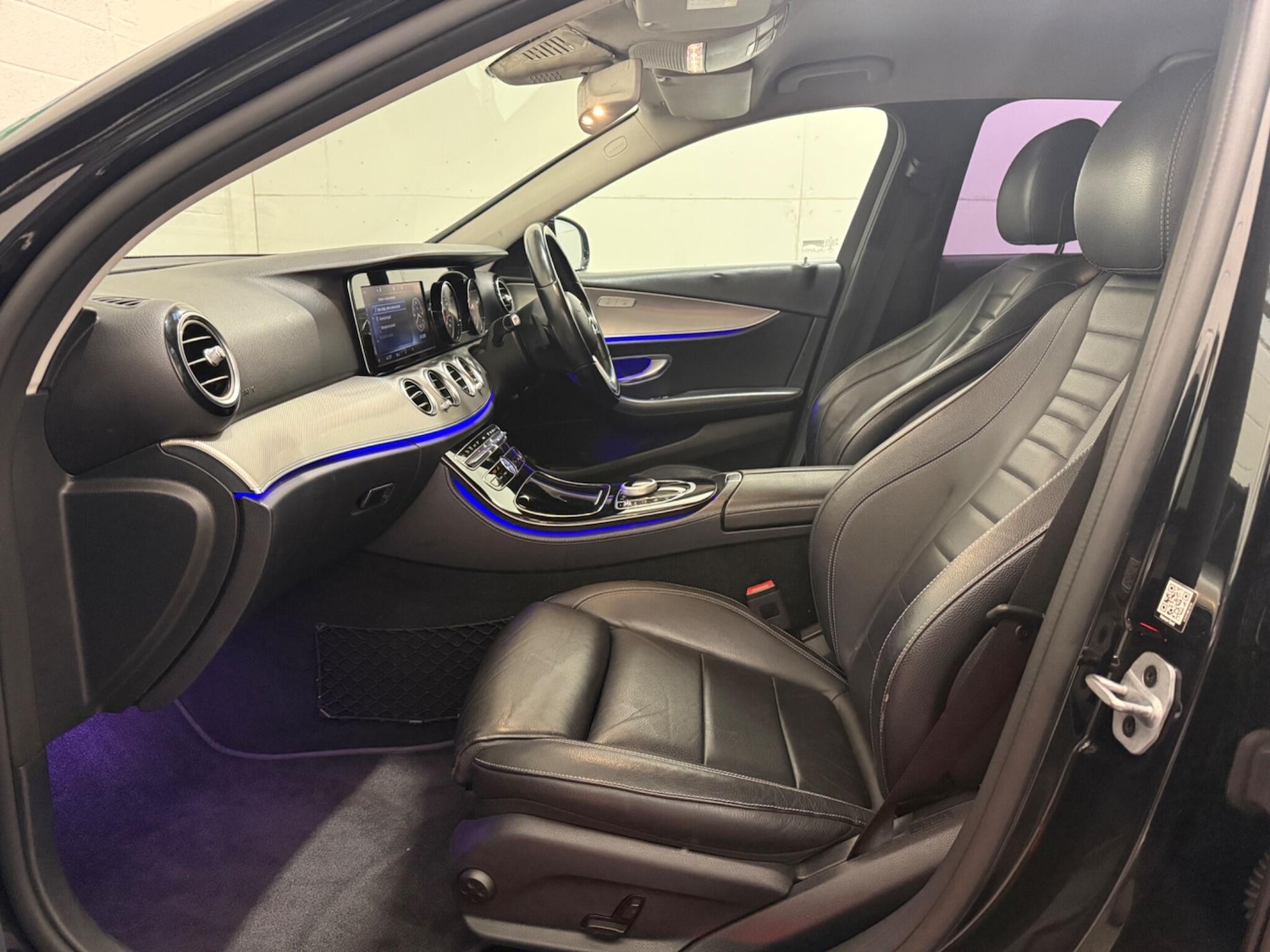 Used Mercedes-Benz E Class for sale - 77020838: Photo 35