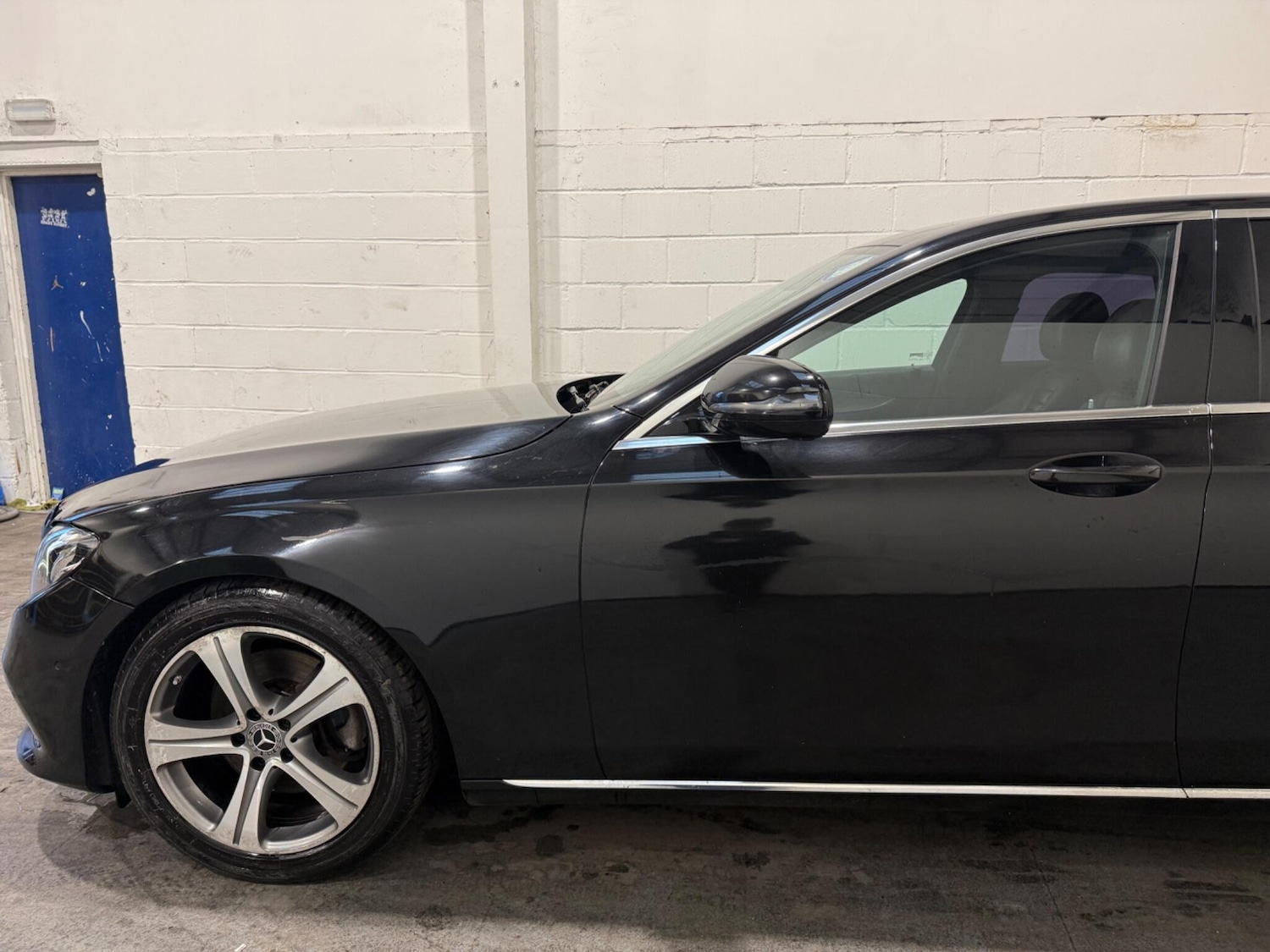 Used Mercedes-Benz E Class for sale - 77020838: Photo 4