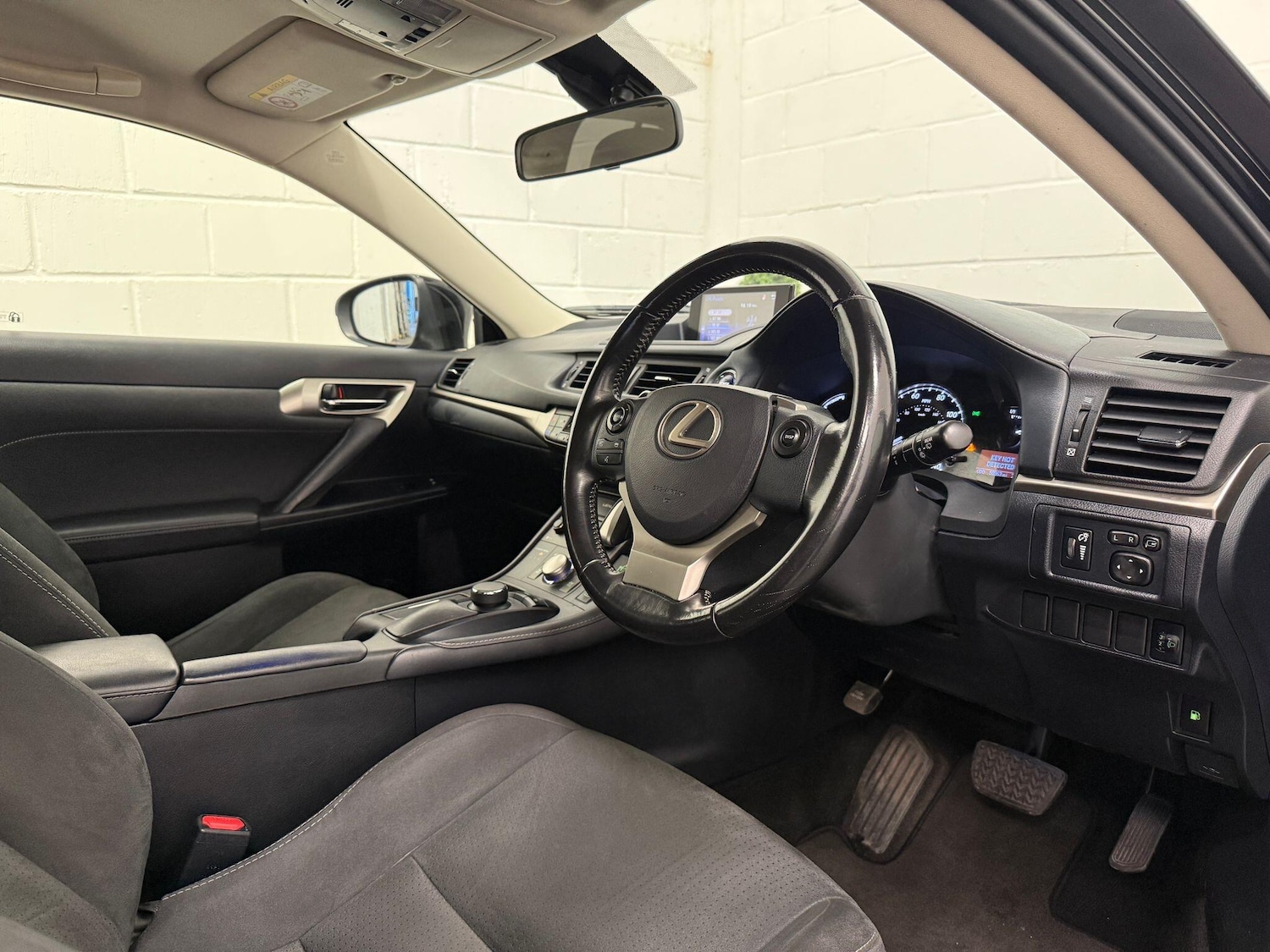 Used Lexus CT for sale - 76991720: Photo 25