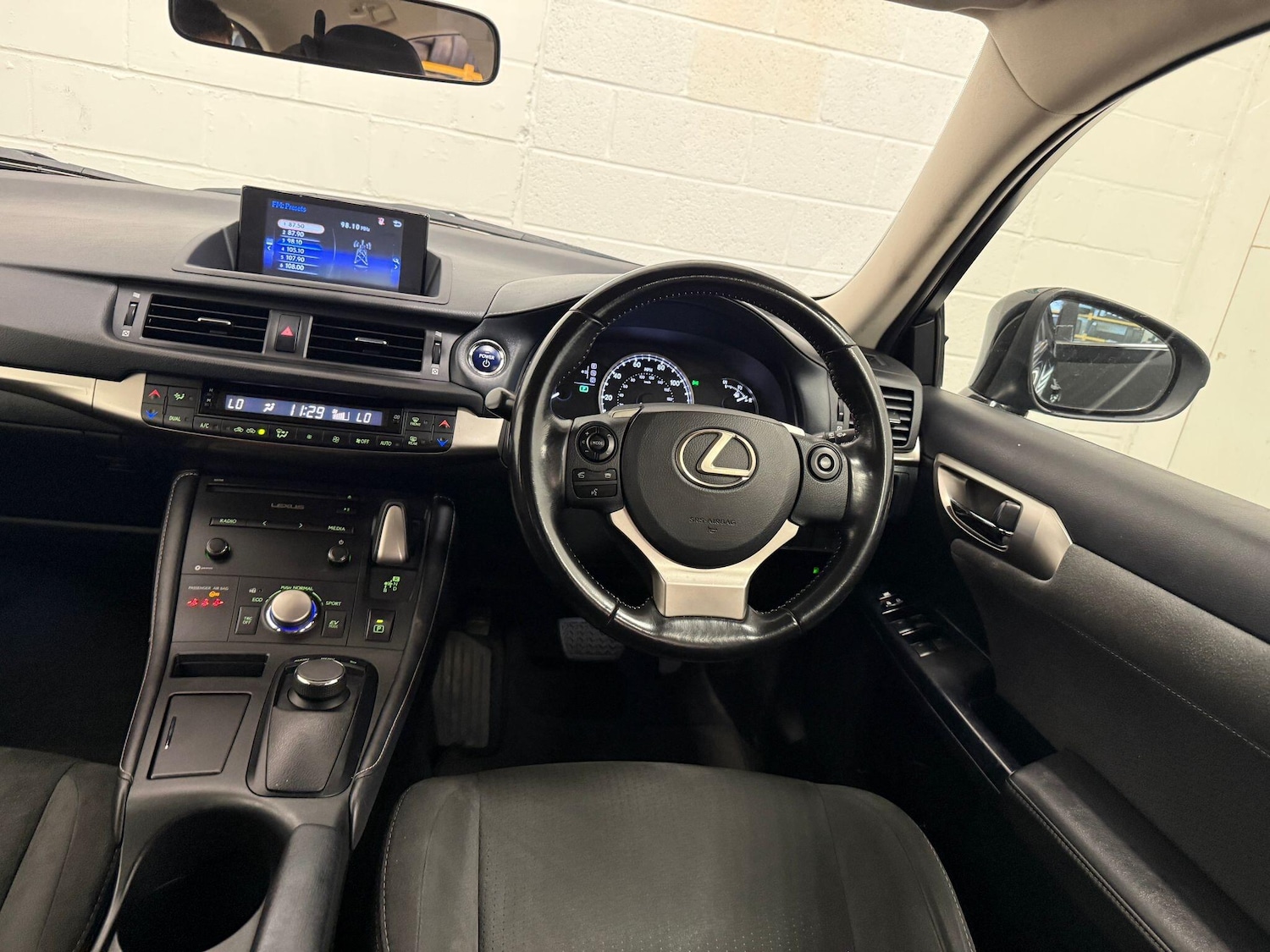 Used Lexus CT 2018 for sale - 75990032: Photo 36