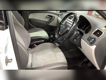 Used Volkswagen Polo 2017 for sale - 78135612: Photo