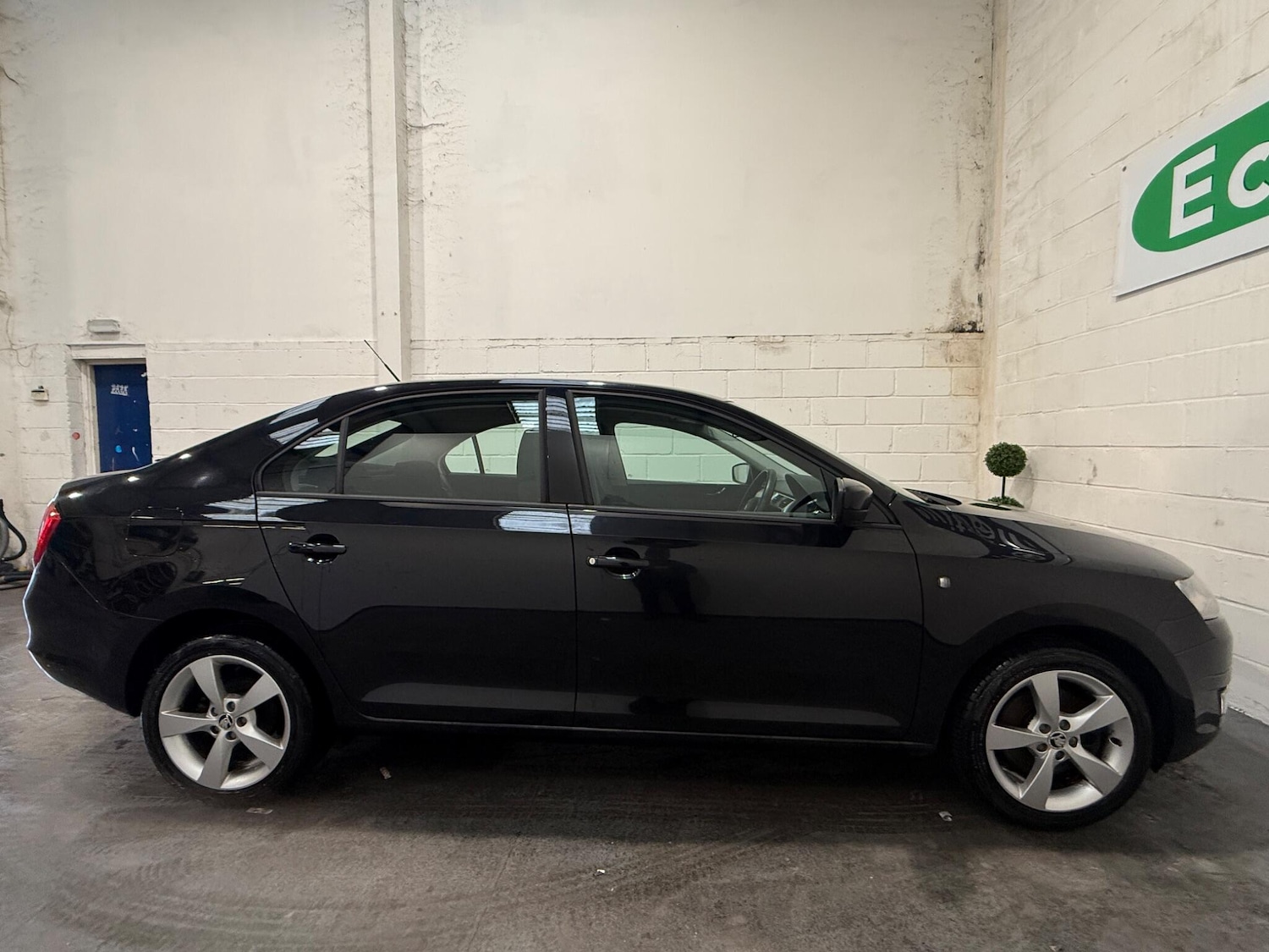 Used Skoda Rapid 2014 for sale - 77439814: Photo 12